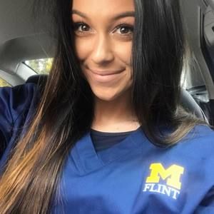 Meet your Posher, Courtney